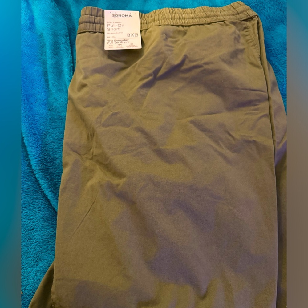 Sonoma pull on shorts never worn